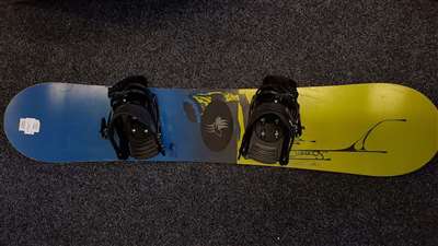 Bazárový snowboard F2 Scream